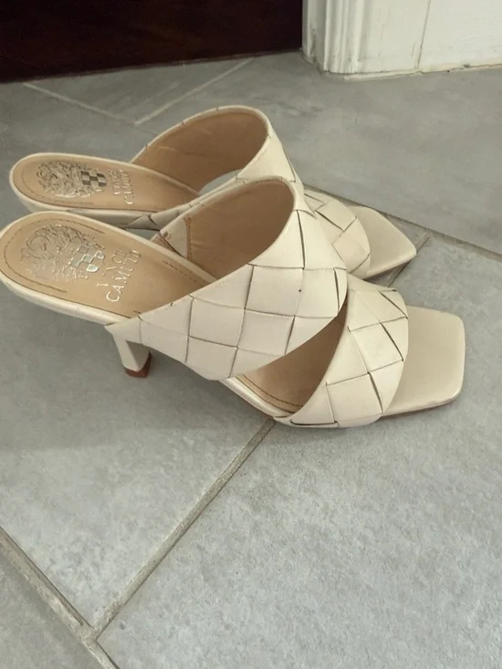 Vince Camuto Off-White Braided Two-Band Slide Mules - Picture 2 of 5